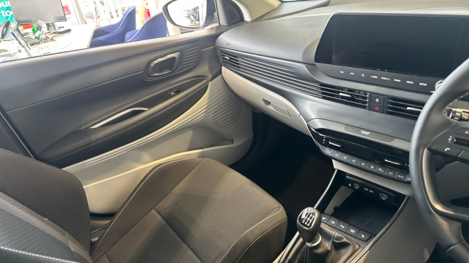 Hyundai i20 1.0T GDi 90 Tech Line 5dr Petrol Hatchback - Image 14